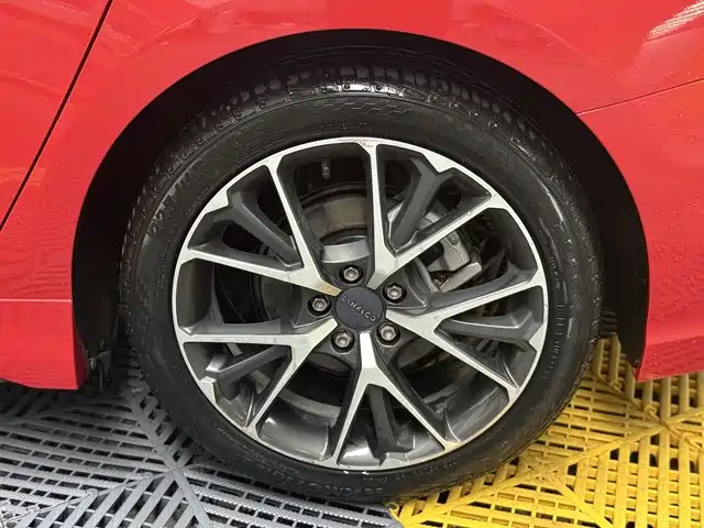 Lynk & Co 03 — миниатюра 11