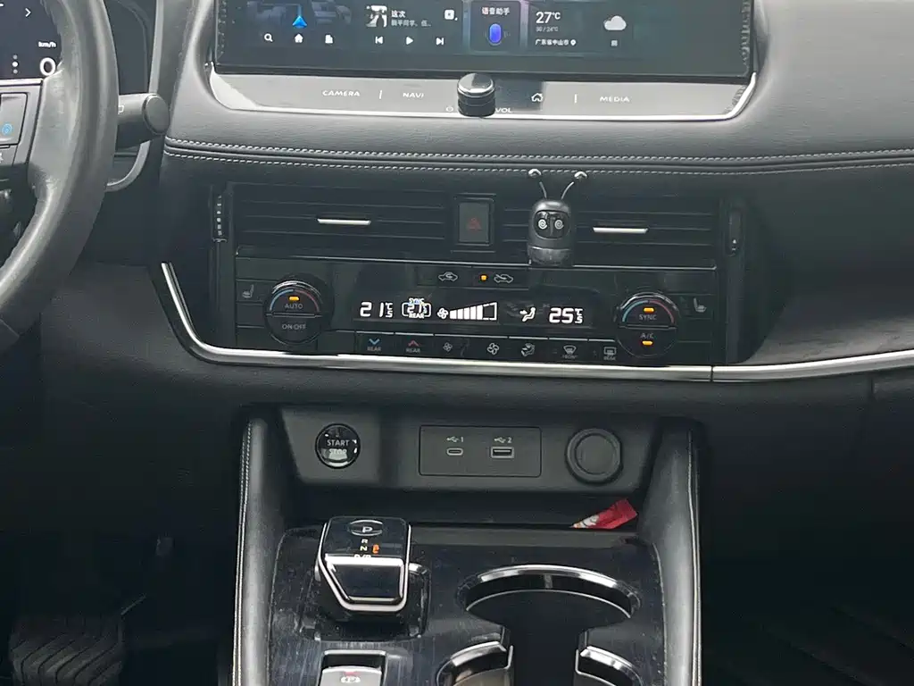 Nissan X-Trail — миниатюра 8