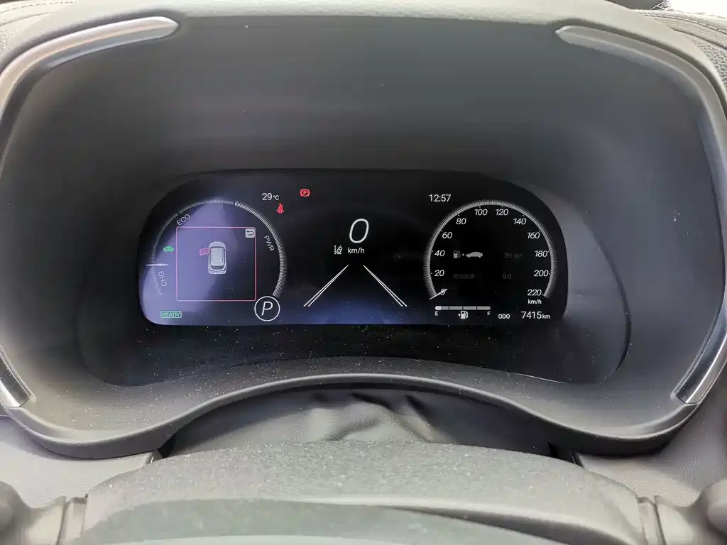 Toyota Crown Kluger — миниатюра 7
