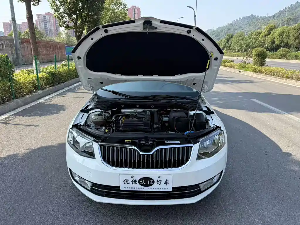 Skoda Octavia — миниатюра 8
