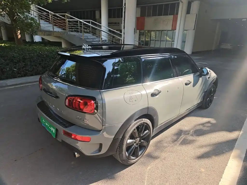 MINI Mini Clubman — миниатюра 7