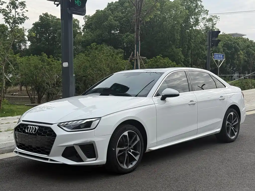 Audi A4L 2024