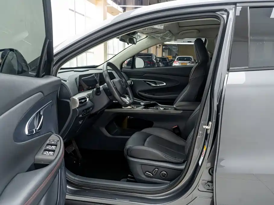 Changan UNI-T 1.5T Flagship Type, фото 13