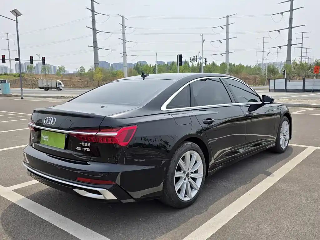 Audi A6L — миниатюра 7
