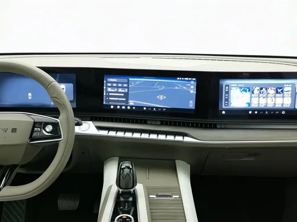 Roewe RX9 — миниатюра 12