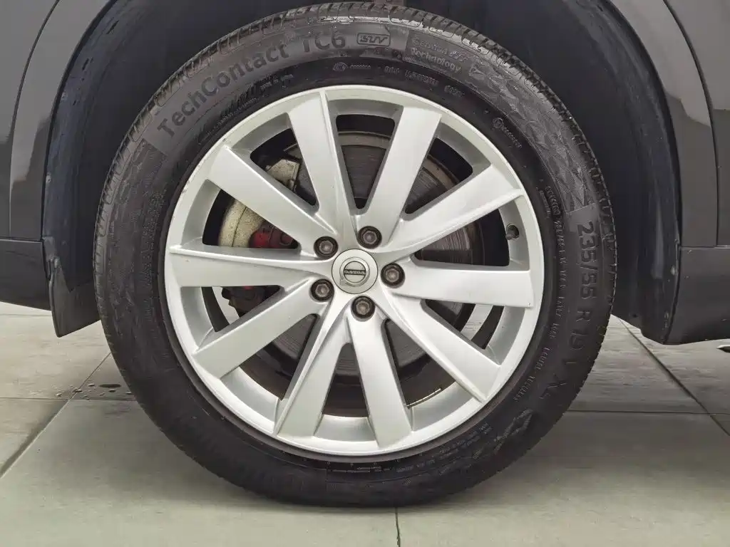 Volvo XC90 — миниатюра 17