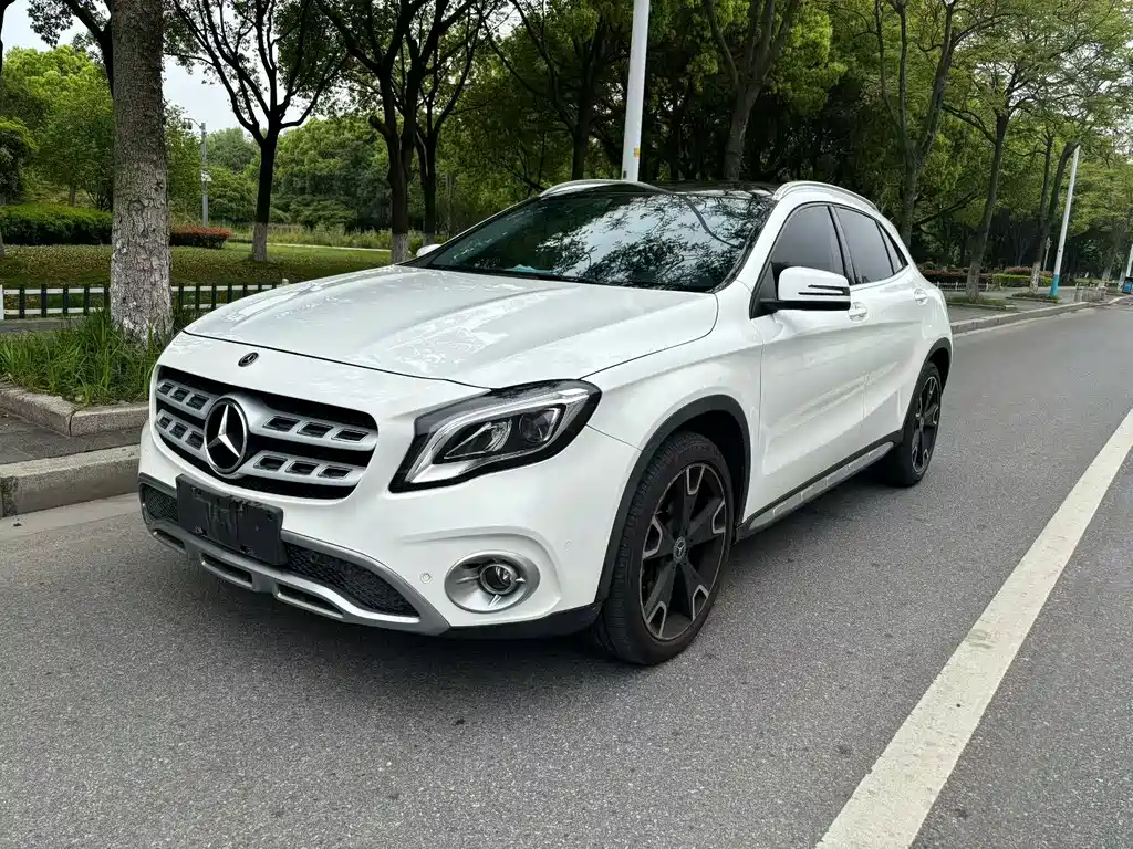 Mercedes-Benz GLA 2017