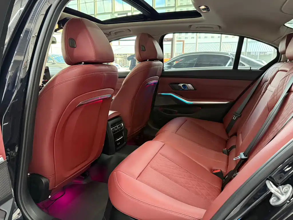 BMW 3 Series — миниатюра 6