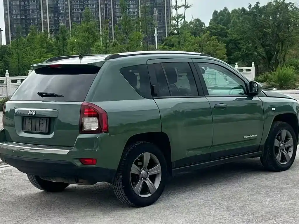 Jeep Compass (Import) Facelift 2.4L 4WD Comfort Edition, фото 5