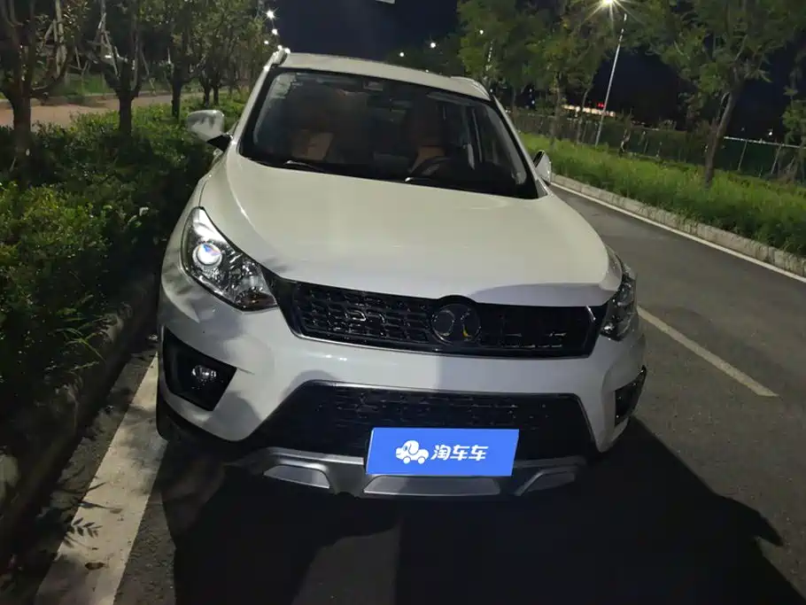 BAIC Senova X35 — миниатюра 2