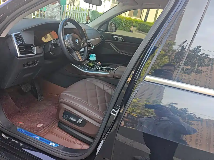 BMW X5 — миниатюра 9