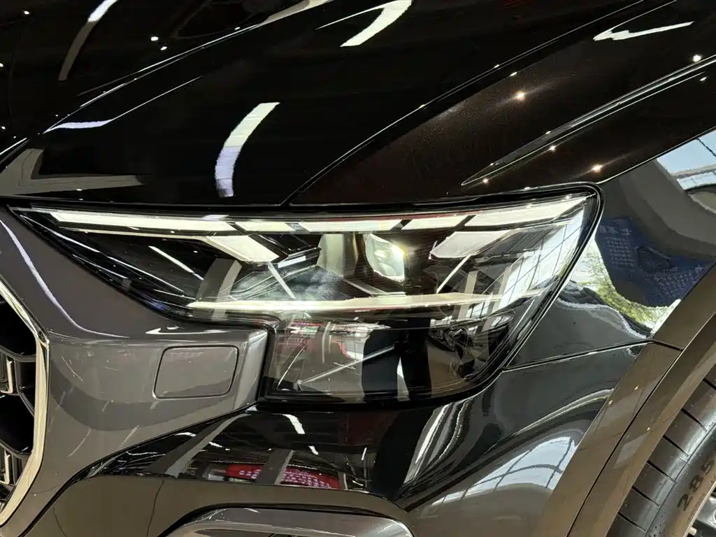 Audi Q8 2024 55 TFSI Luxury