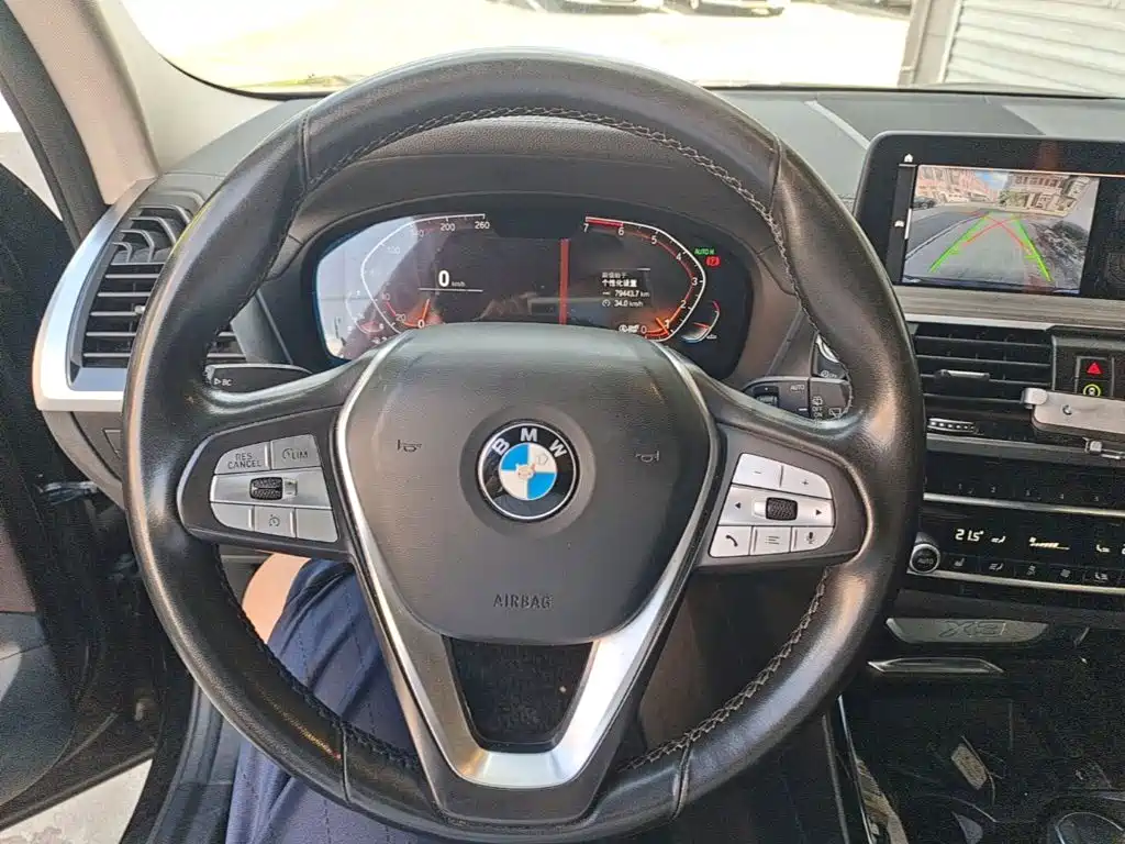 BMW X3 — миниатюра 11