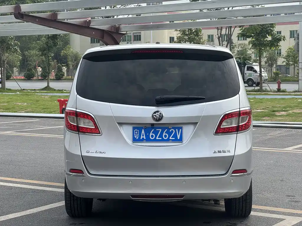 Buick GL8 2011 2.4L LT Luxury Executive