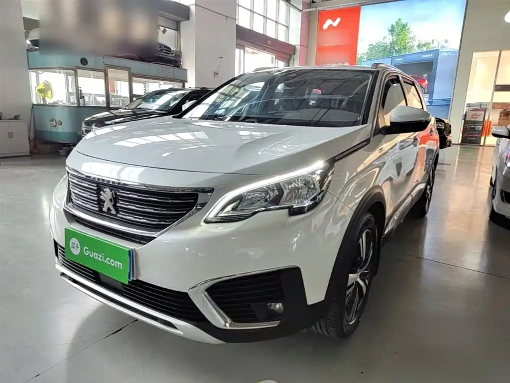 Peugeot 5008 2017