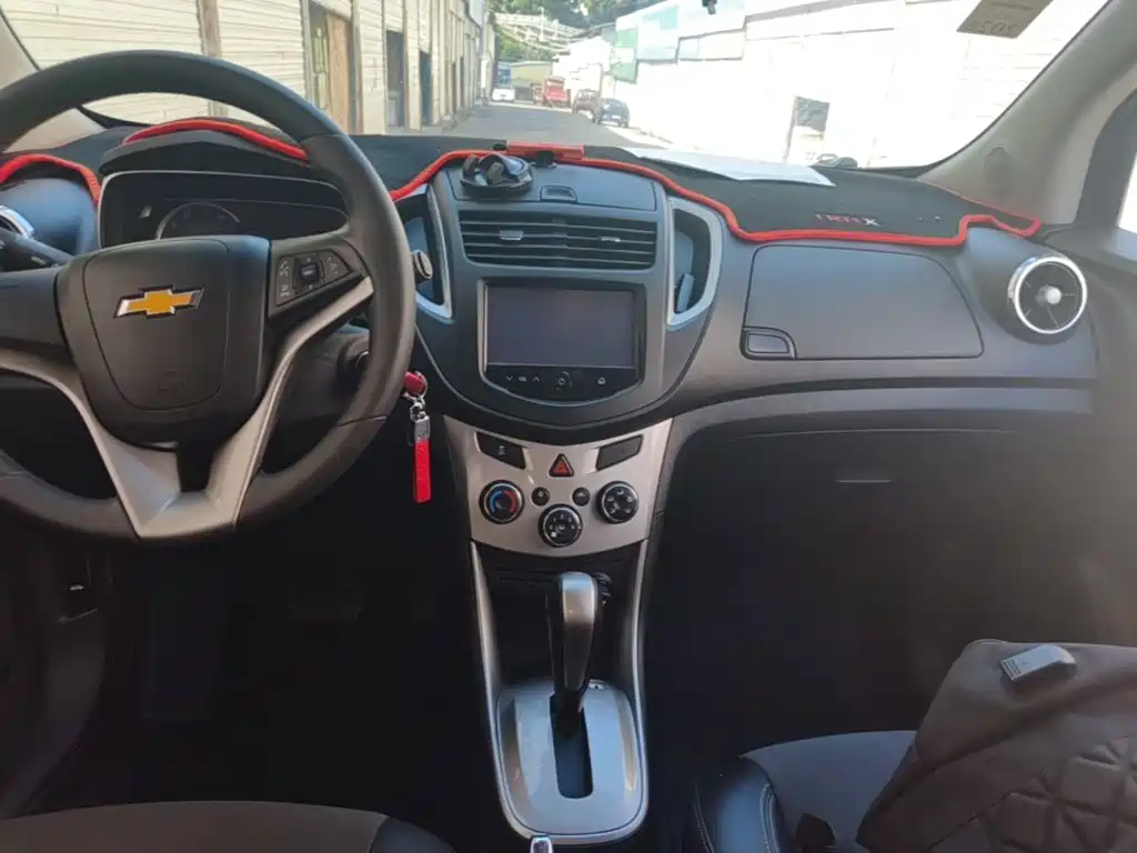 Chevrolet Trax — миниатюра 13