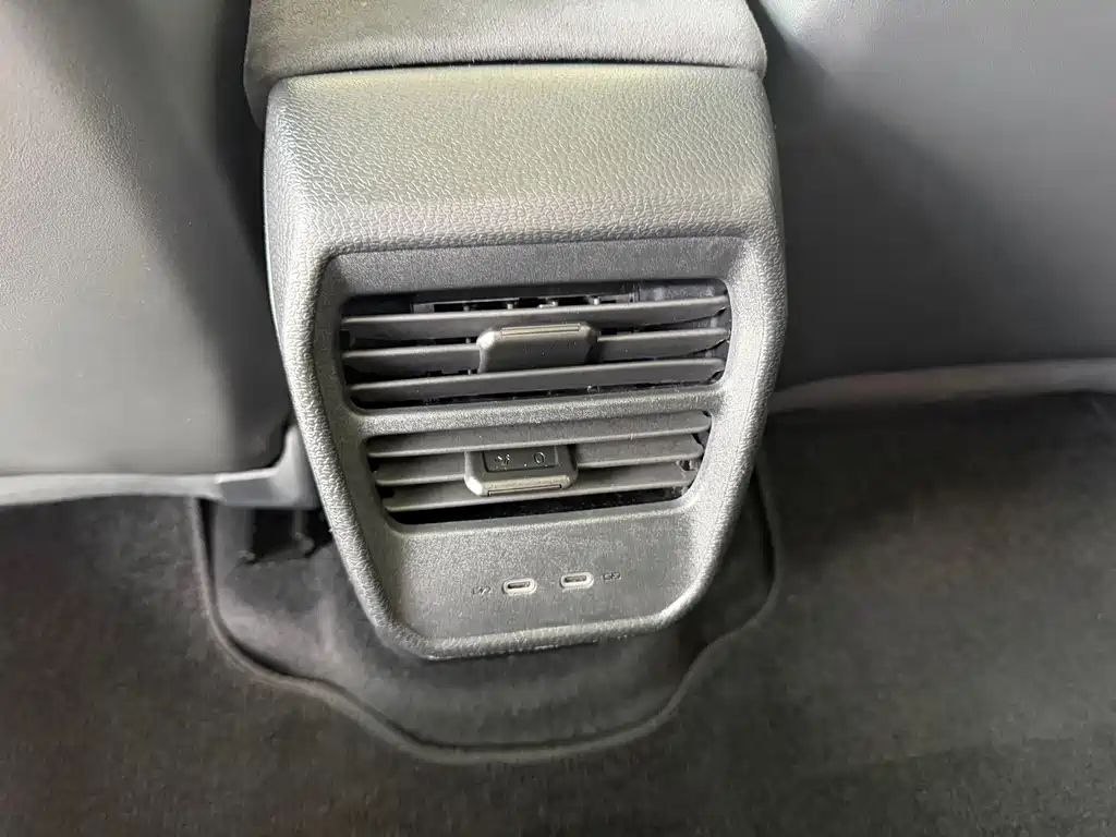 Volkswagen ID.3 — миниатюра 6
