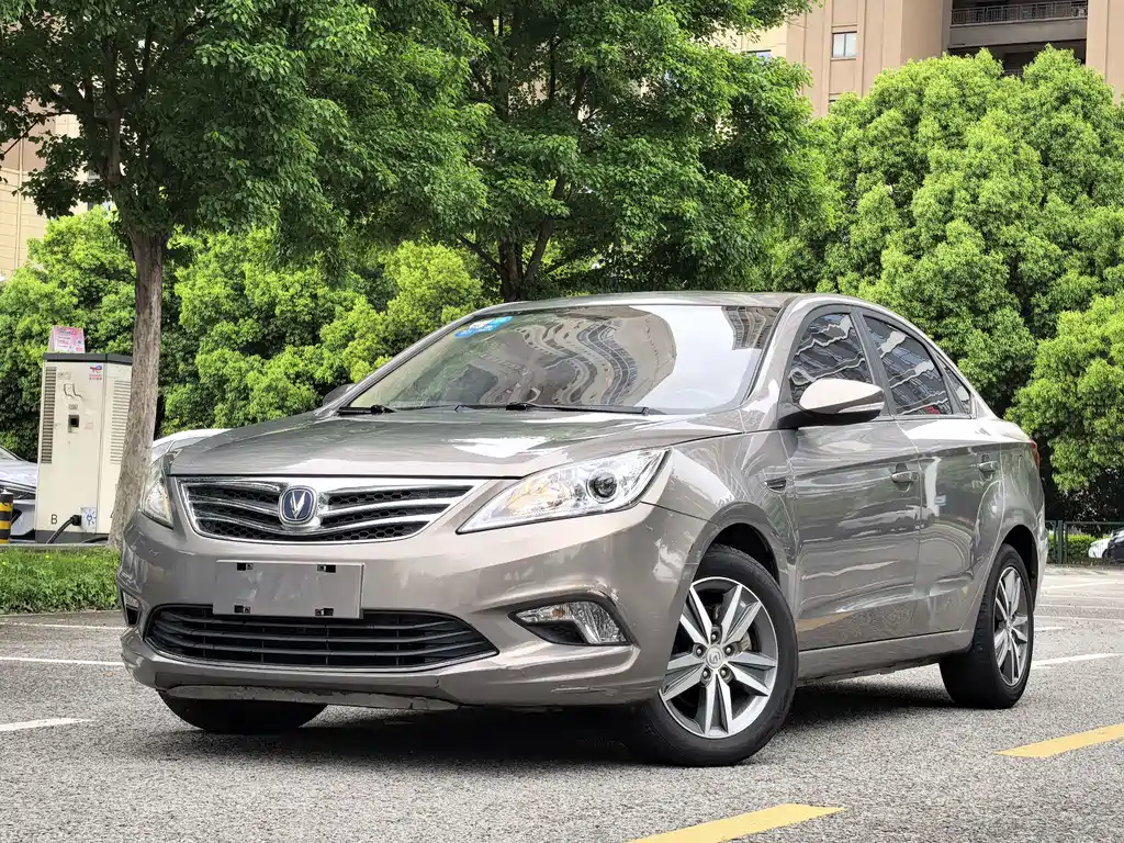 Changan Eado 2015