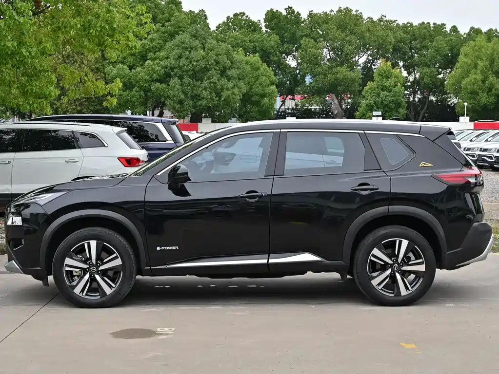 Nissan X-Trail 2023 e-POWER
