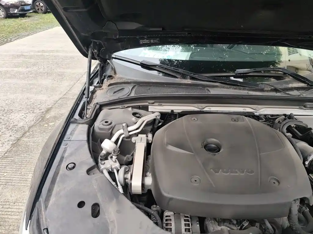 Volvo S90 — миниатюра 21