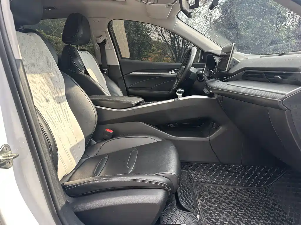 Geely Xingrui — миниатюра 13