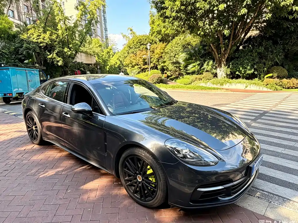Porsche Panamera — миниатюра 3
