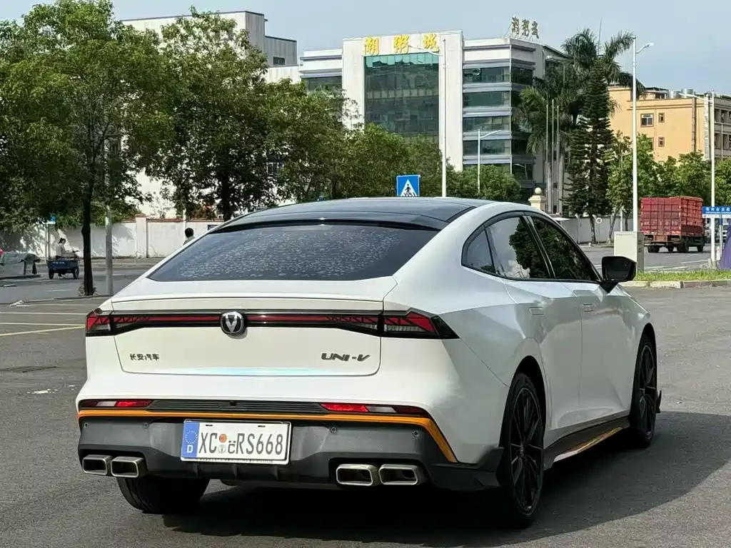 Changan UNI-V — миниатюра 9