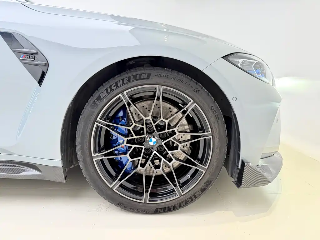 BMW M3 — миниатюра 8