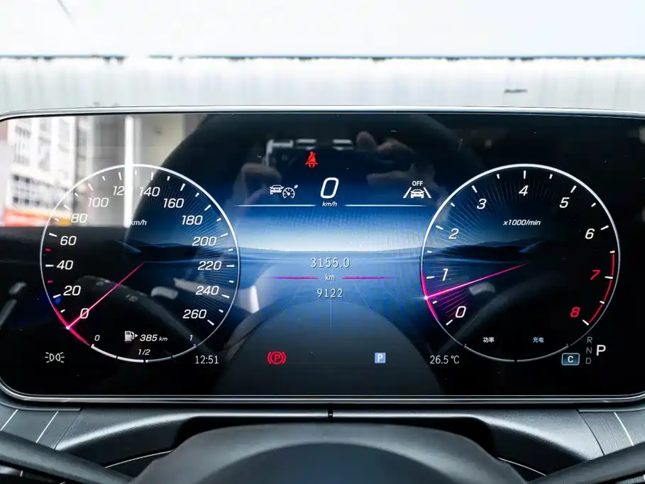 Mercedes-Benz C-Class — миниатюра 13