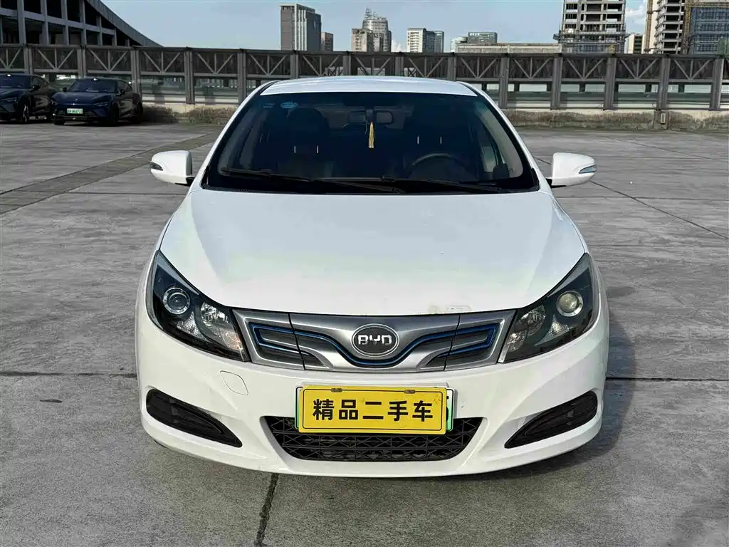 BYD e5 — миниатюра 2