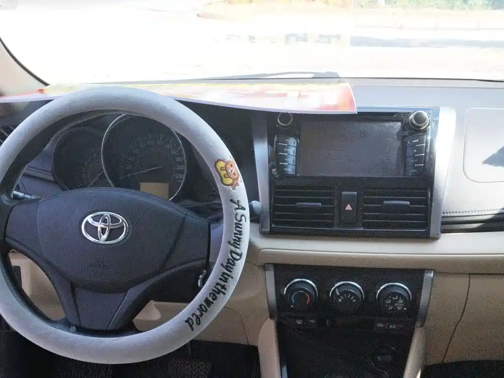 Toyota Vios 1.3L Auto Type Fashion Edition, фото 10