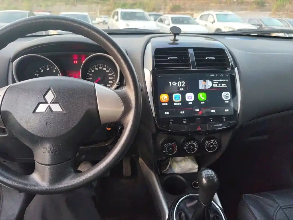 Mitsubishi ASX — миниатюра 10