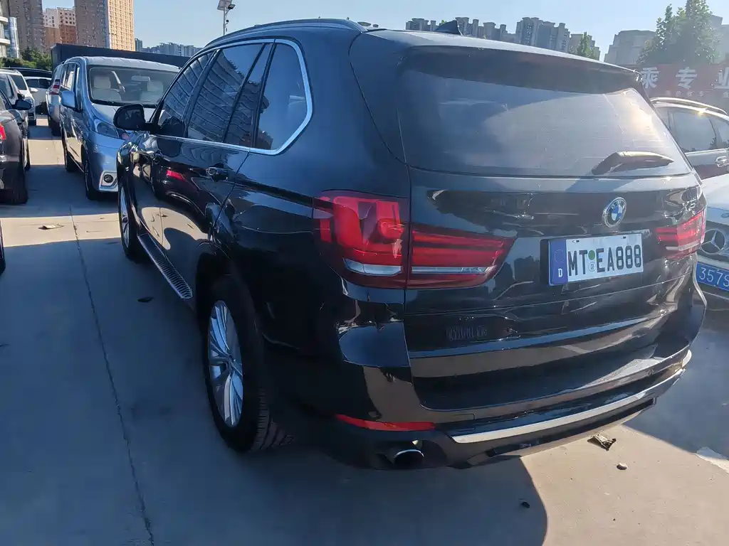 BMW X5 (Import) — миниатюра 9