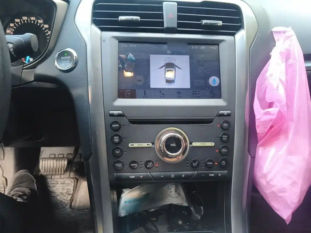 Ford Mondeo — миниатюра 6