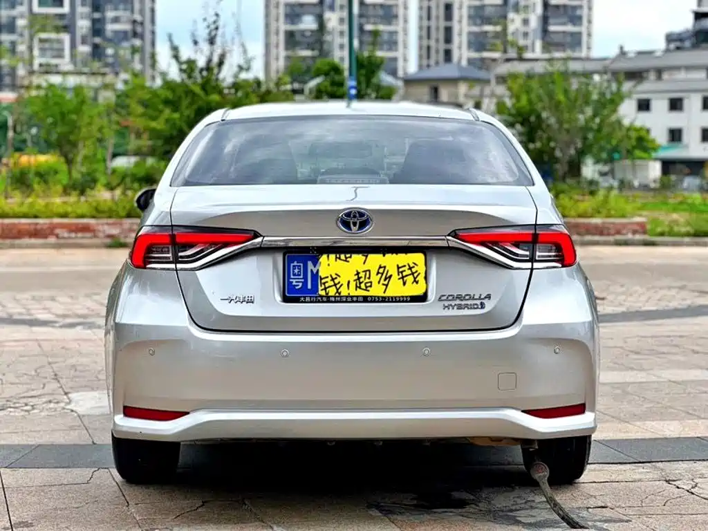 Toyota Corolla — миниатюра 6