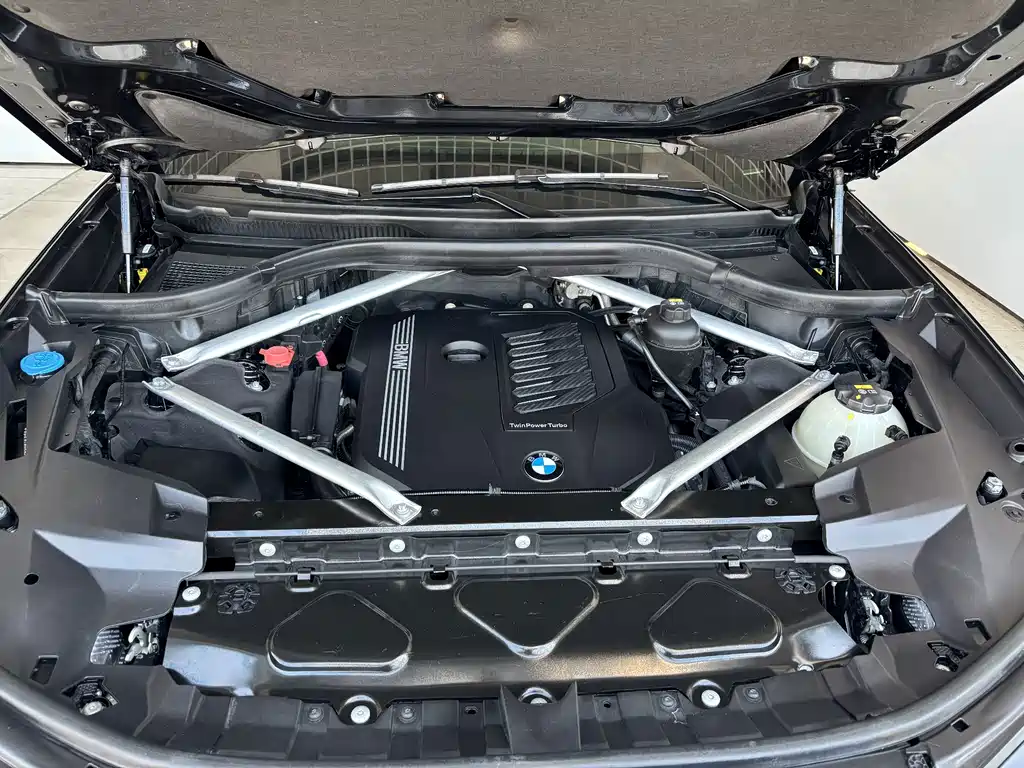 BMW X7 — миниатюра 31