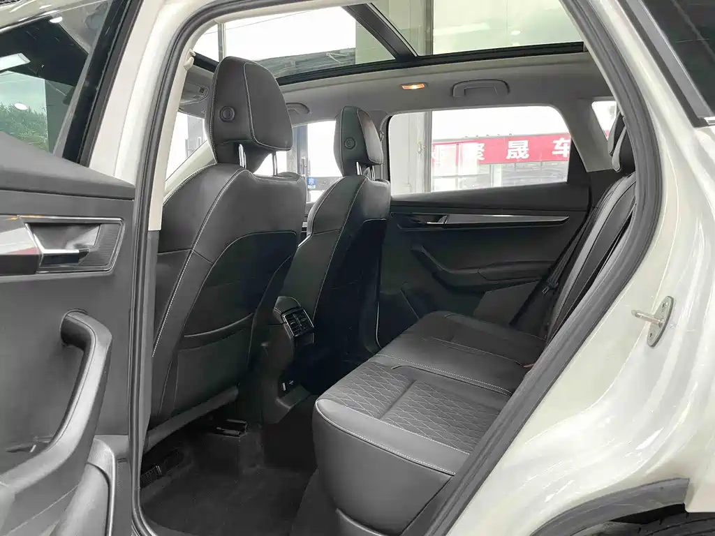 Skoda Karoq 2021 TSI280 Luxury