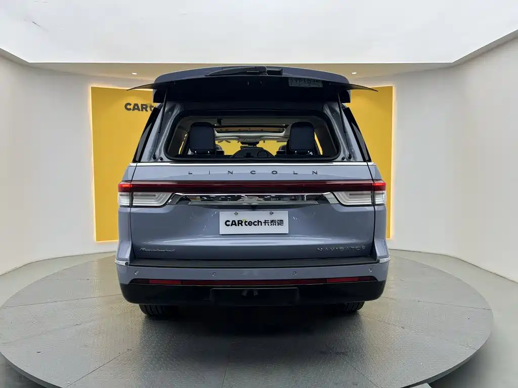 Lincoln Navigator — миниатюра 15
