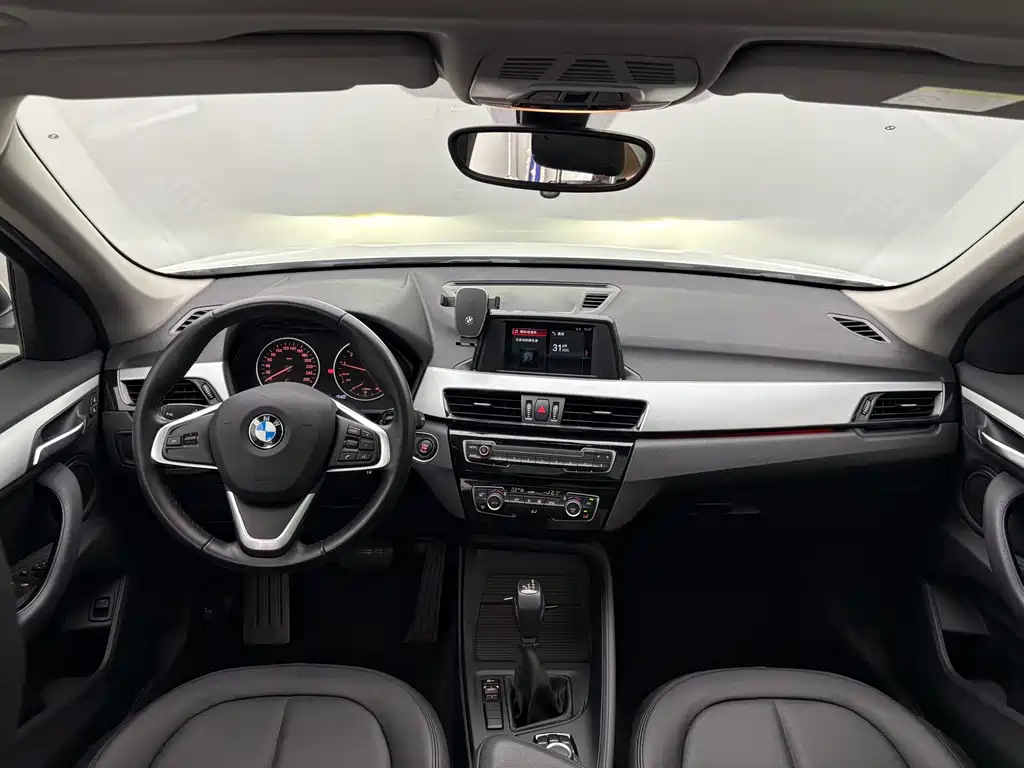 BMW X1 — миниатюра 13