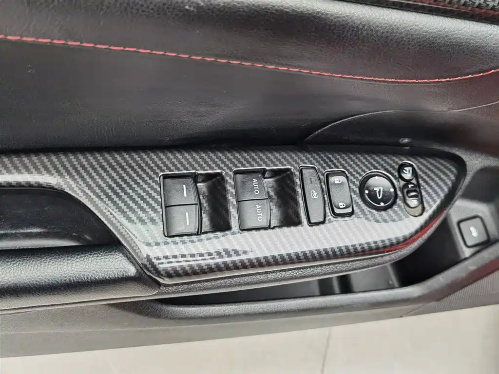 Honda Civic 2016 220TURBO CVT Luxury