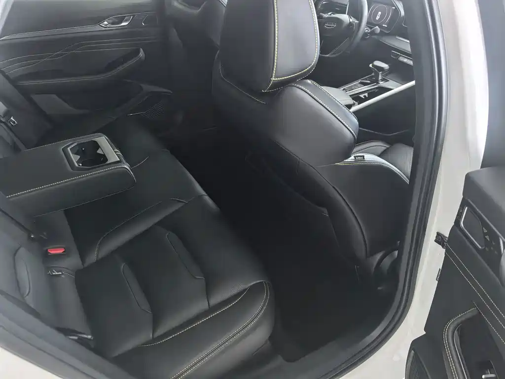 Geely Xingrui - фото 12