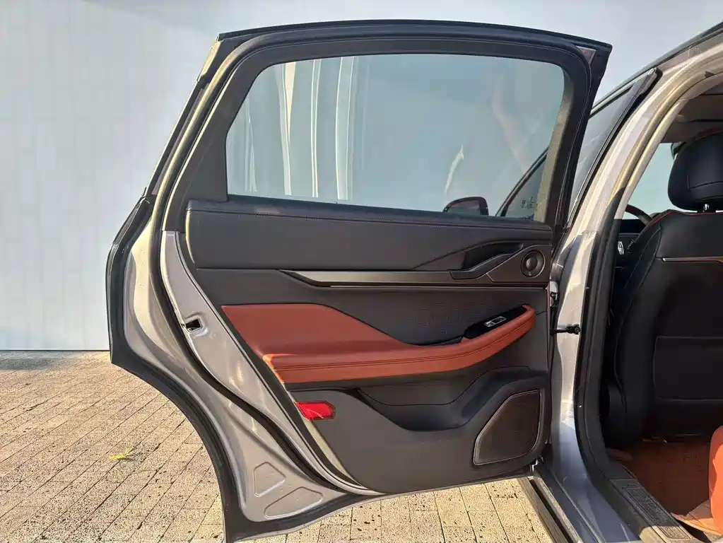 Lincoln Z — миниатюра 10