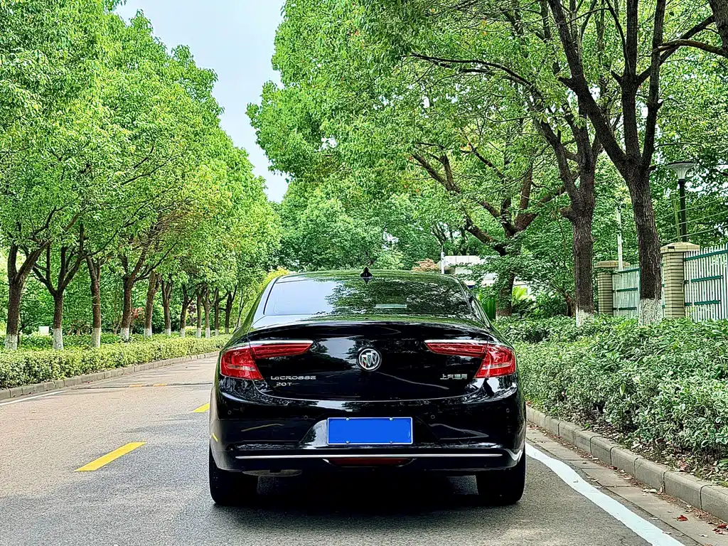 Buick LaCrosse 2018 20T Elite