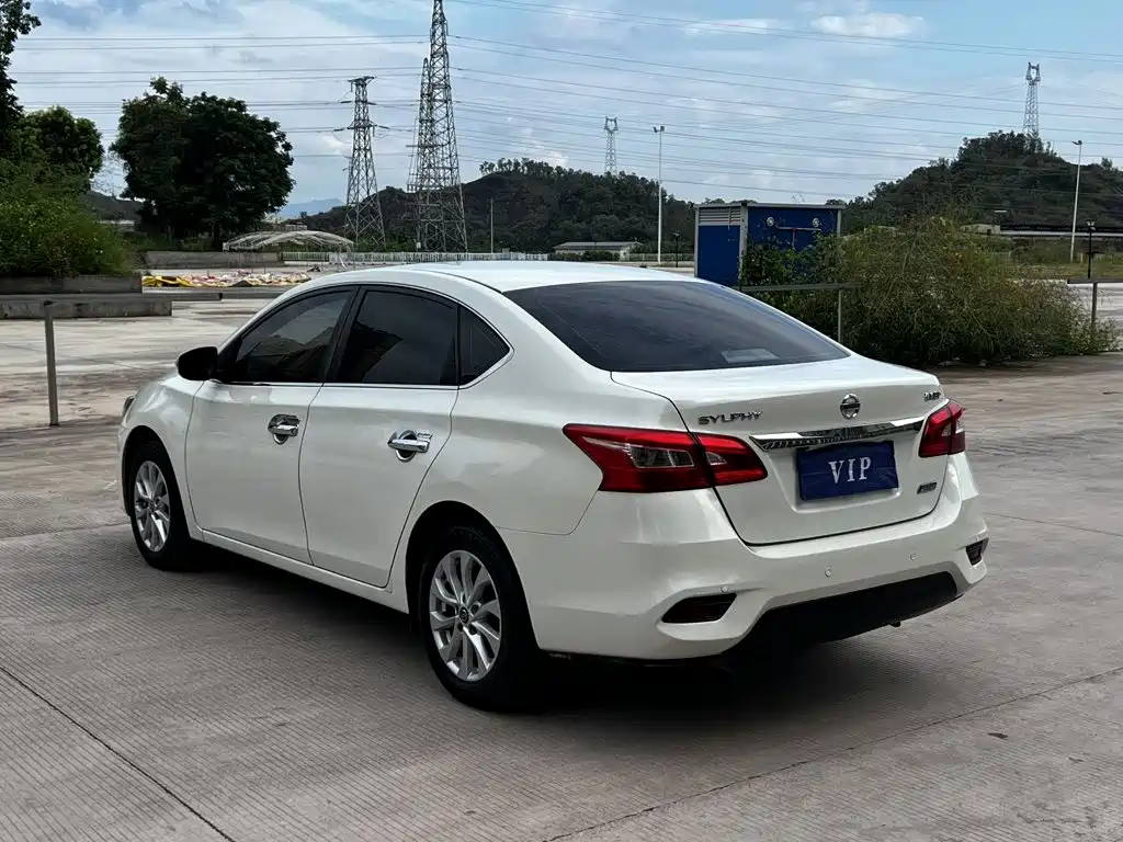 Nissan Sylphy — миниатюра 7