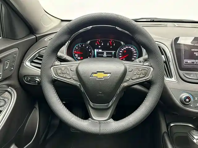 Chevrolet Malibu XL — миниатюра 5