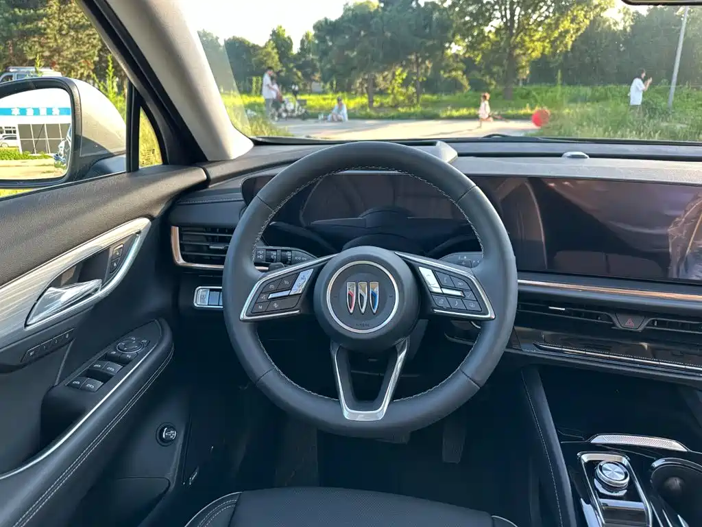 Buick Envision Plus — миниатюра 19
