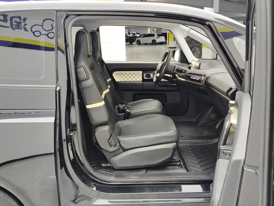 Baojun KiWi EV — миниатюра 8