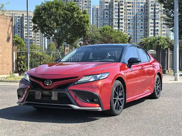 TOYOTA CAMRY 2021