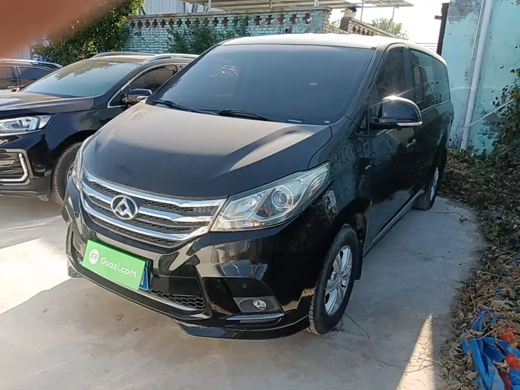 Maxus G10