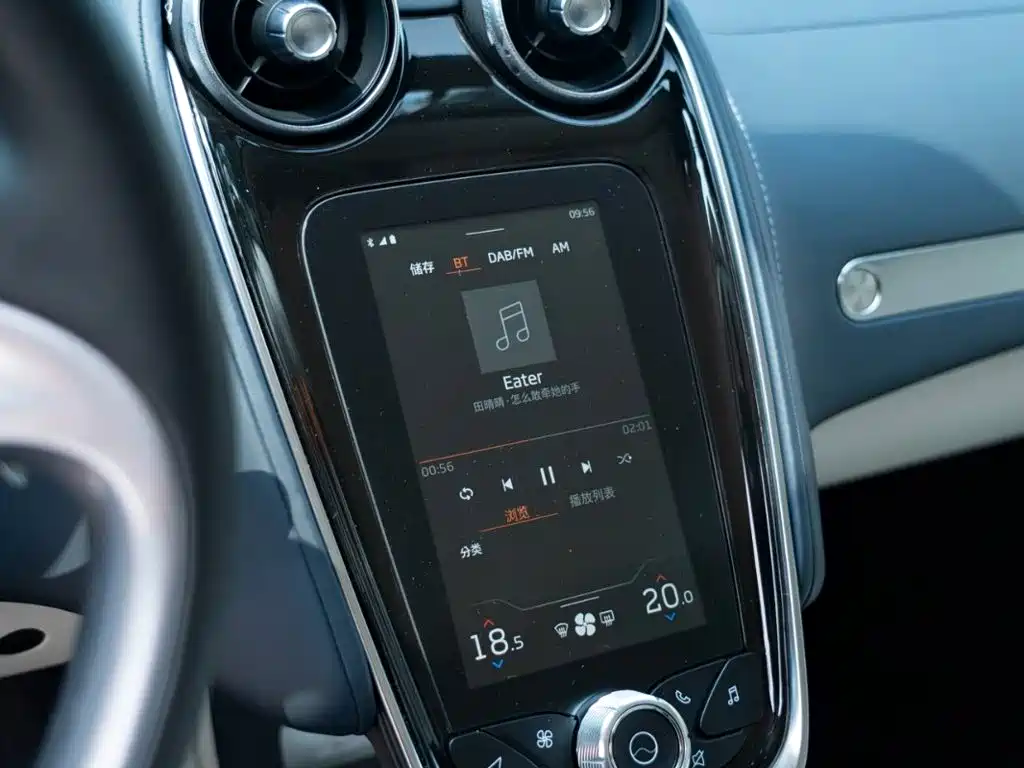 McLaren GT — миниатюра 11